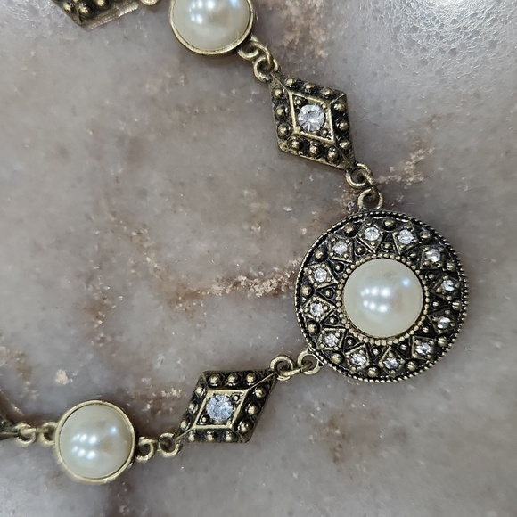 Lia Sophia Short necklace - Picture 2 of 2